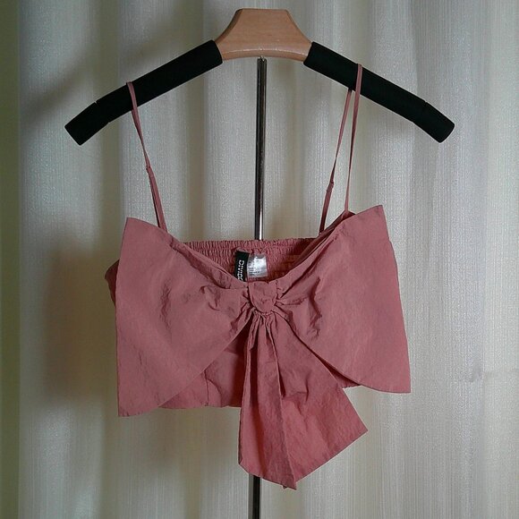 Divided Red Bow Front Crop Top in size S - Picture 3 of 5